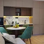 Luxurious In Korcula With Sauna Daire Brna